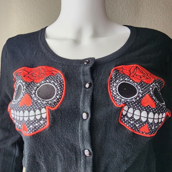 Too Fast Sugar Skull Cropped Cardigan - Picture 3 of 4
